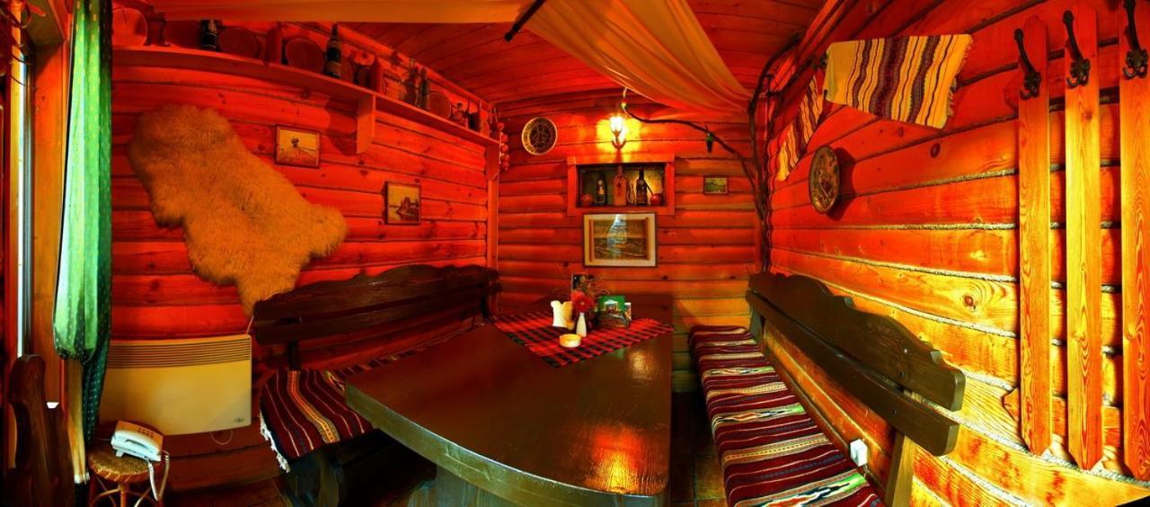Medzhybozhskiy Zamok Трибухівці Екстер'єр фото